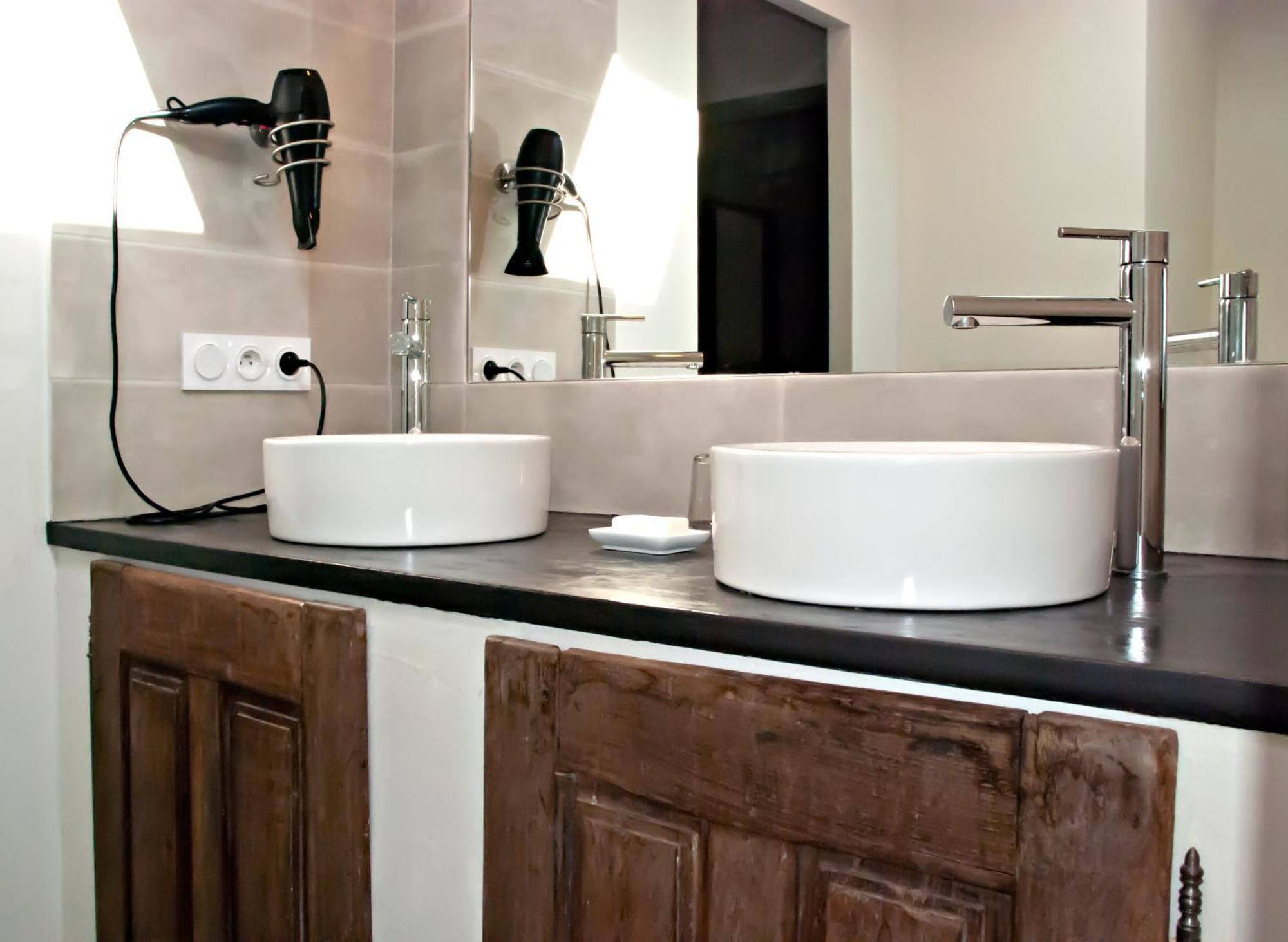 Chartreuse De Mougeres - Caux Pezenas Bed & Breakfast ภายนอก รูปภาพ