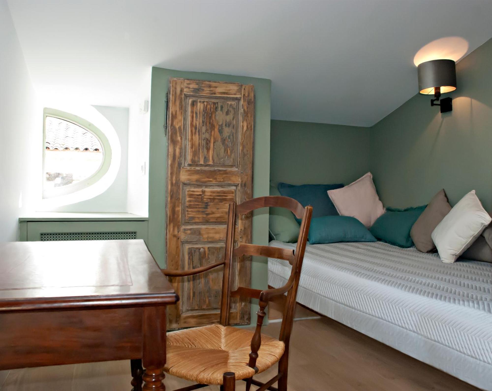 Chartreuse De Mougeres - Caux Pezenas Bed & Breakfast ภายนอก รูปภาพ